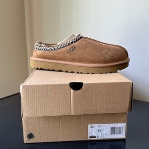 NIB WOMEN’S UGG TASMAN.  SIZE 11. NEVER BEEN WORN. SMOKE AND PET FREE HOUSE.